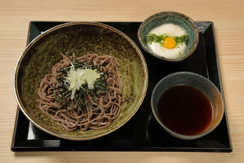 とろろつけ汁そば 写真